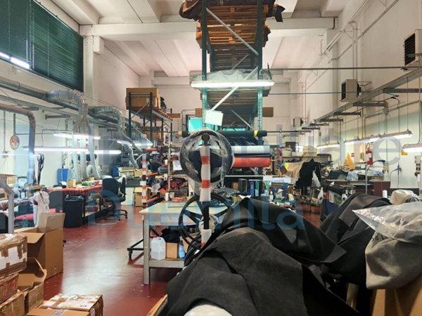 negozio in vendita a Ferrara in zona Porotto / Cassana