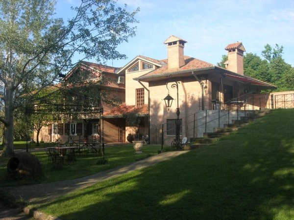 casa indipendente in vendita a Ferrara in zona Cona