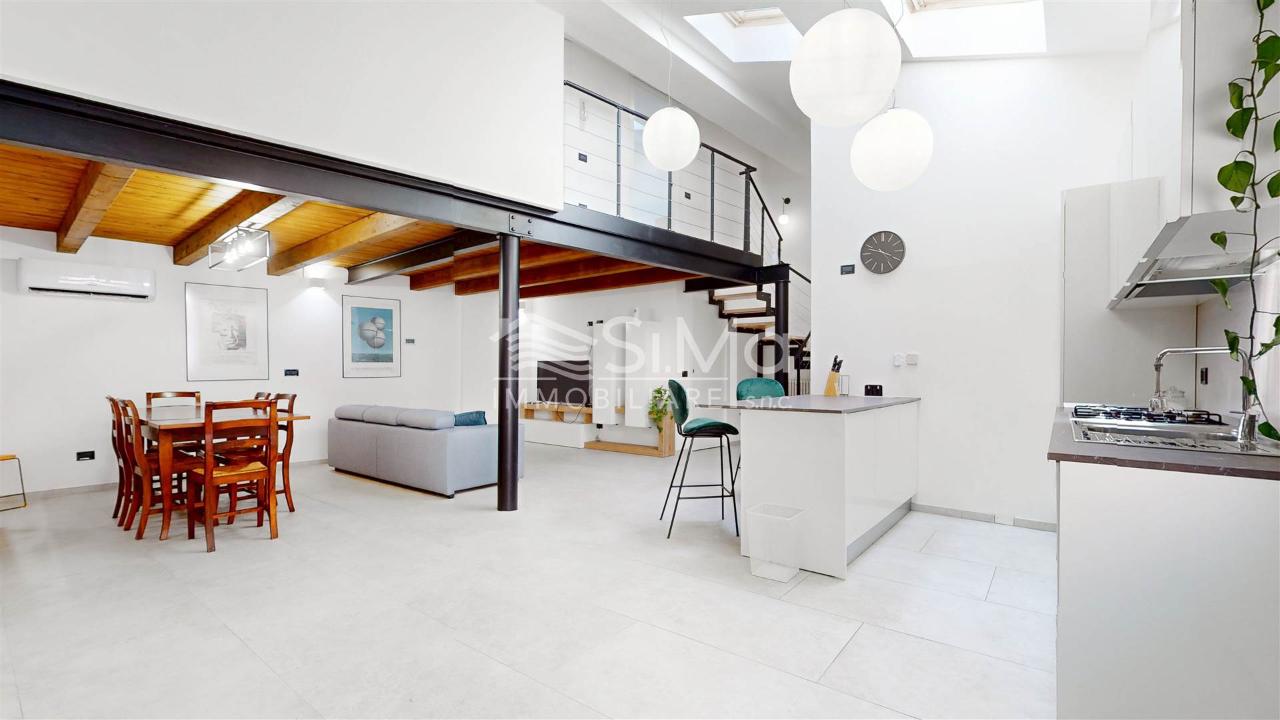 appartamento in vendita a Ferrara in zona Centro Storico