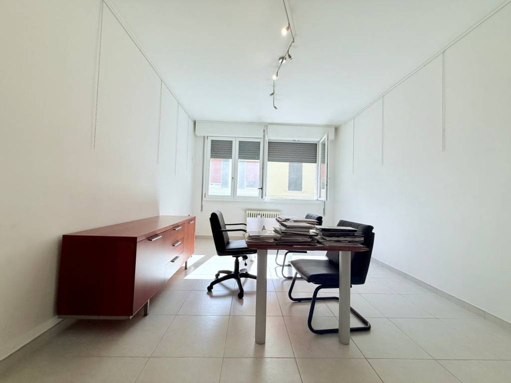 appartamento in vendita a Ferrara in zona Centro Storico