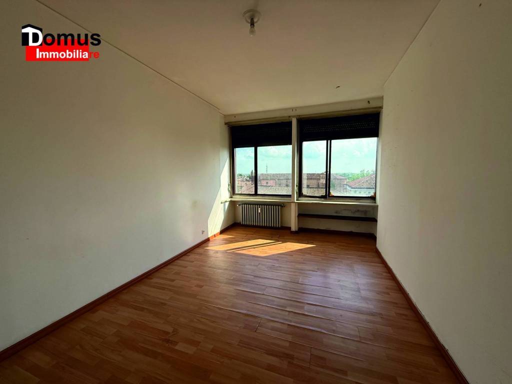 appartamento in vendita a Ferrara in zona Centro Storico