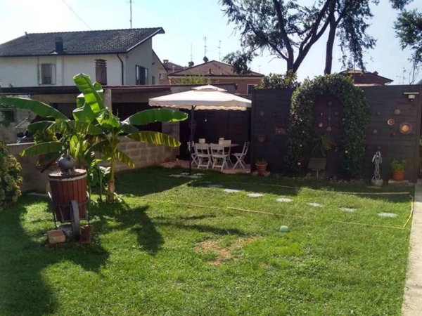 casa indipendente in vendita a Ferrara in zona Boara