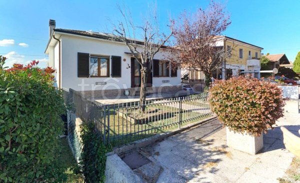 casa indipendente in vendita a Ferrara in zona Cona