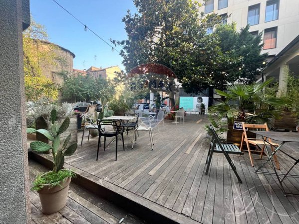 negozio in vendita a Ferrara in zona Centro Storico