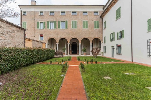 appartamento in vendita a Ferrara in zona Centro Storico