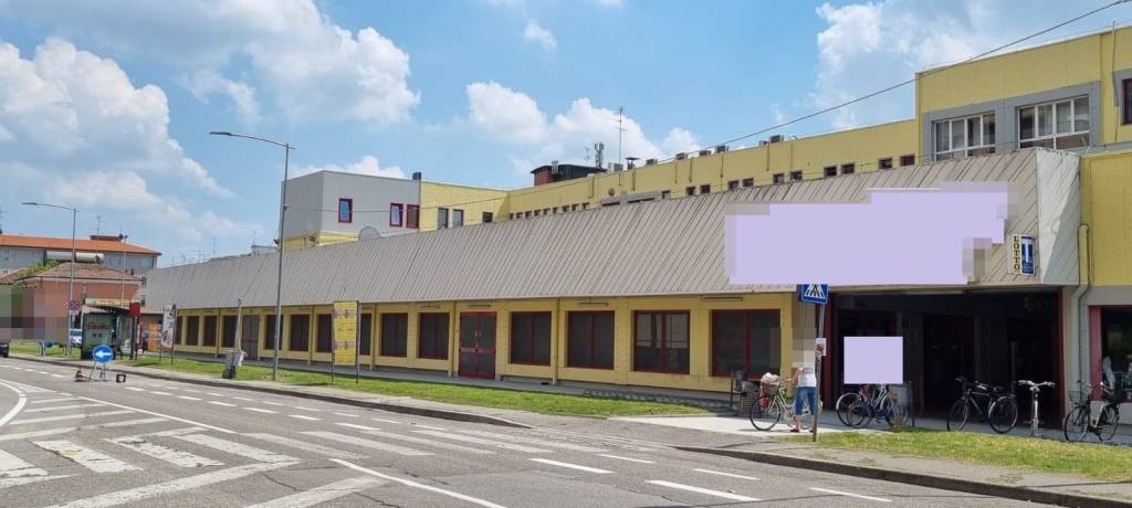 negozio in vendita a Ferrara