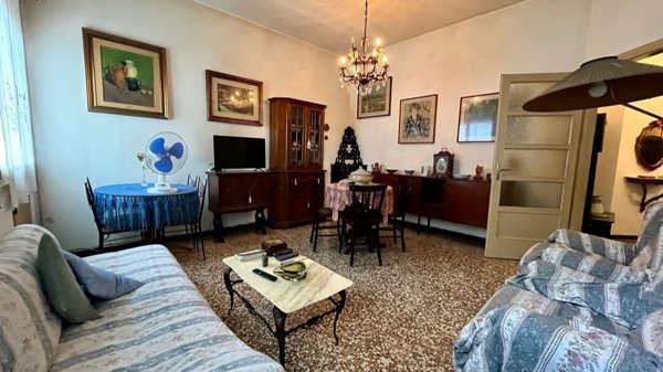 appartamento in vendita a Ferrara in zona Centro Storico