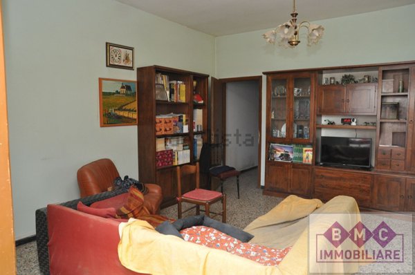 casa indipendente in vendita a Ferrara