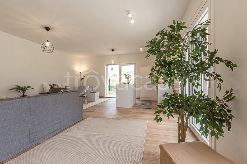 casa indipendente in vendita a Ferrara