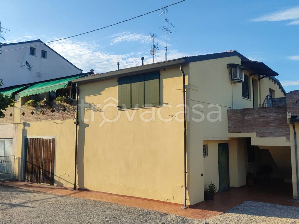 appartamento in vendita a Ferrara in zona Porotto / Cassana