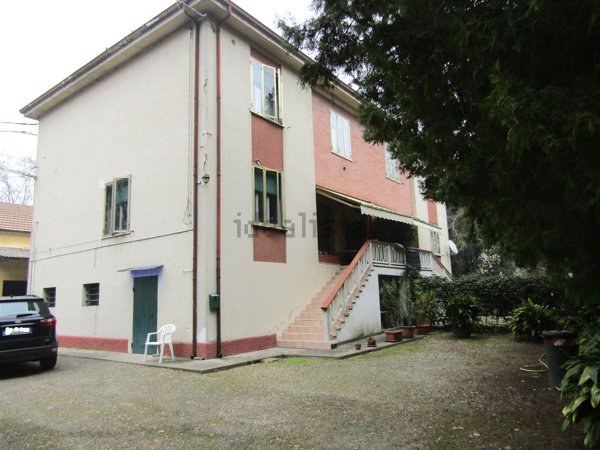 casa indipendente in vendita a Ferrara
