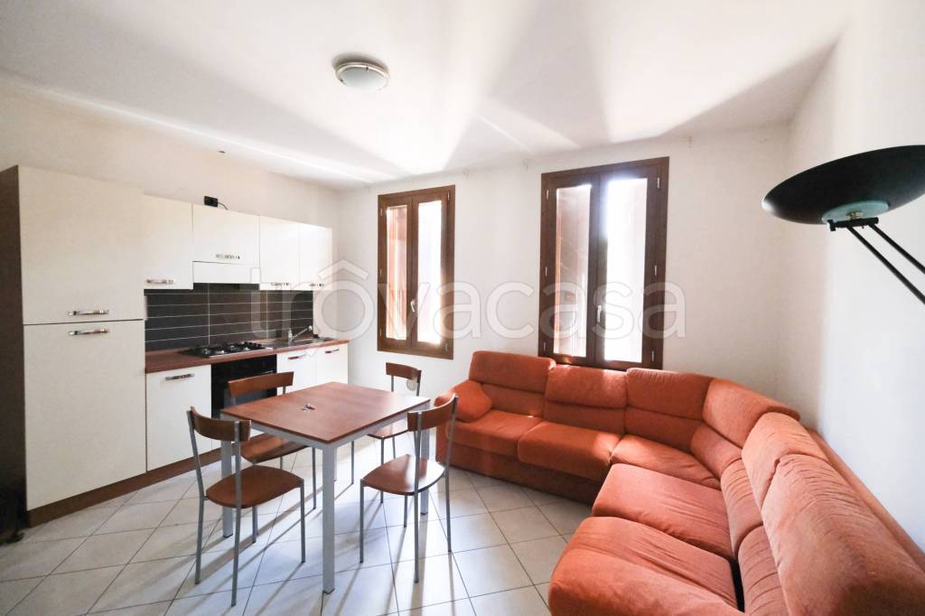 appartamento in vendita a Ferrara in zona Quartesana