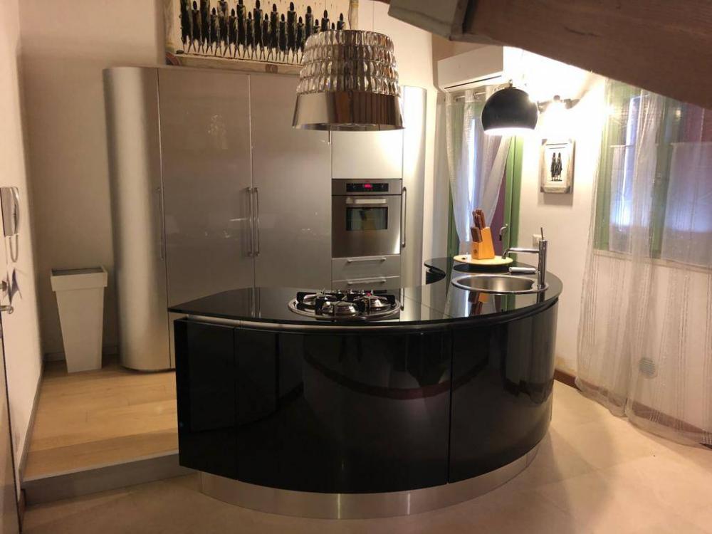 appartamento in vendita a Ferrara in zona Centro Storico