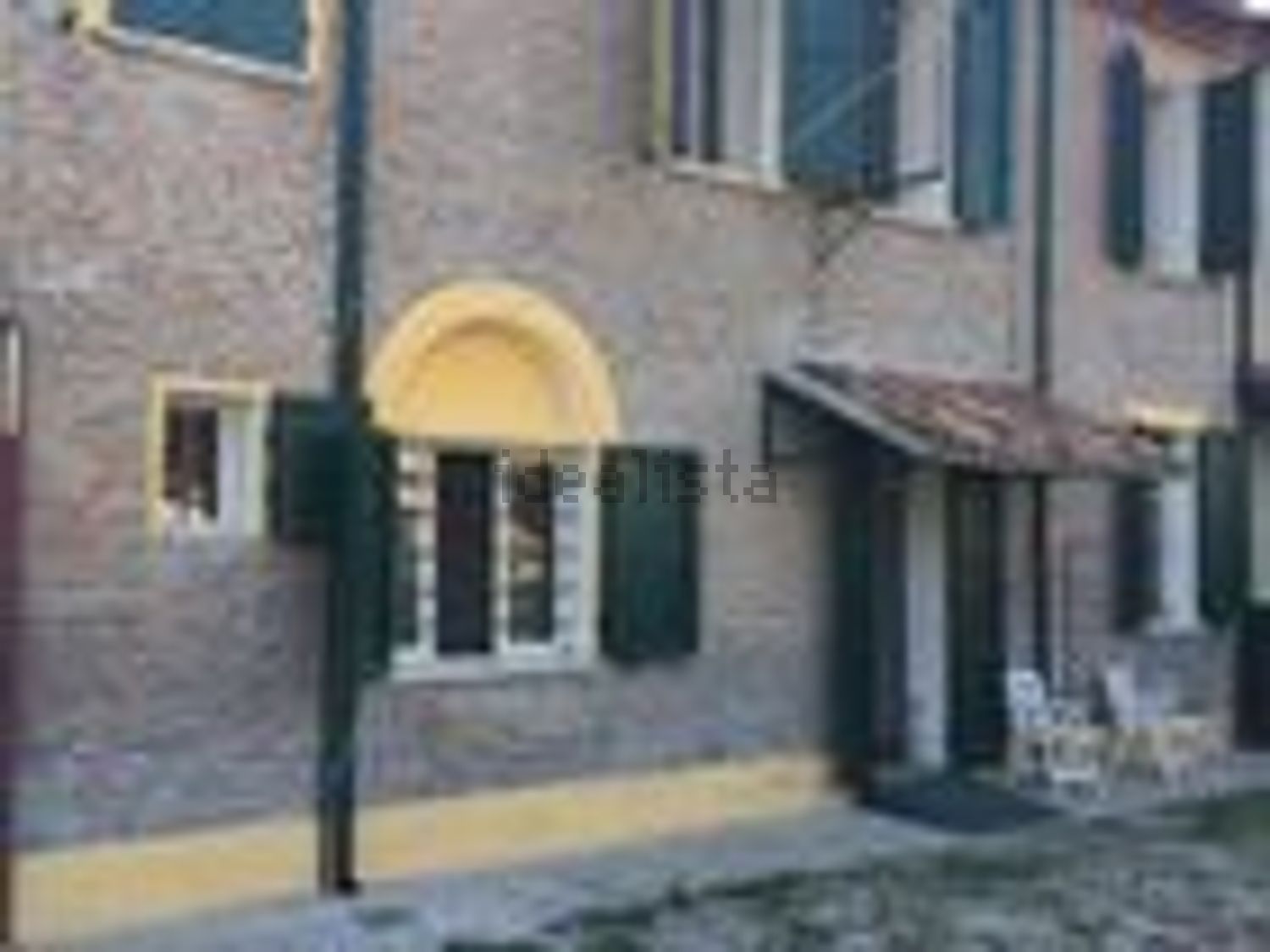 pentavano in vendita a Ferrara