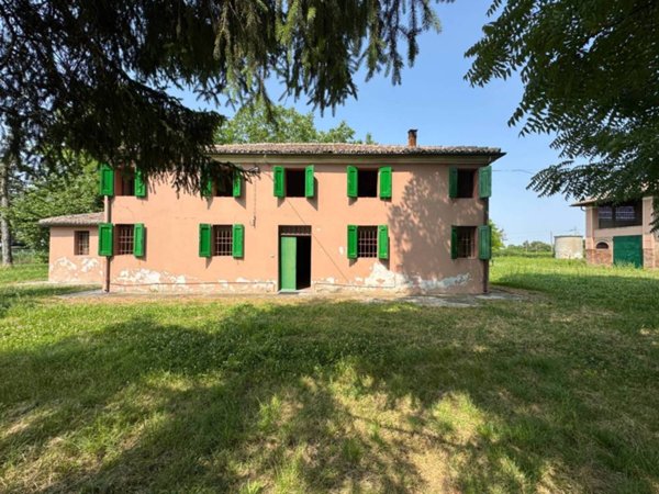 casa indipendente in vendita a Ferrara in zona San Martino