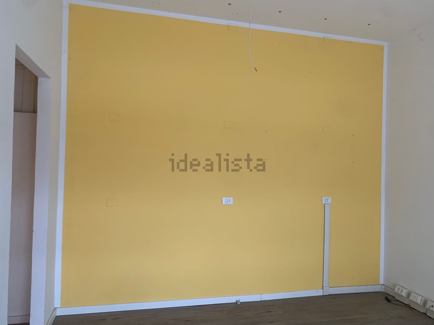 locale commerciale in vendita a Ferrara