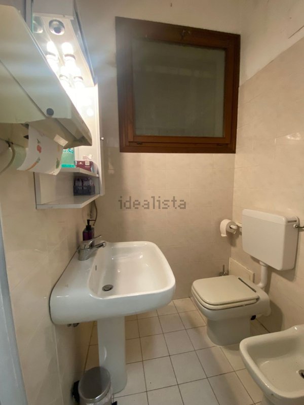 ufficio in vendita a Ferrara in zona Centro Storico