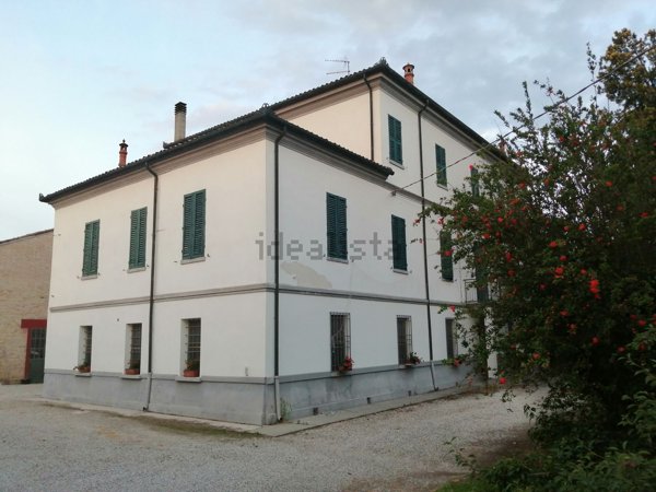 casa indipendente in vendita a Ferrara