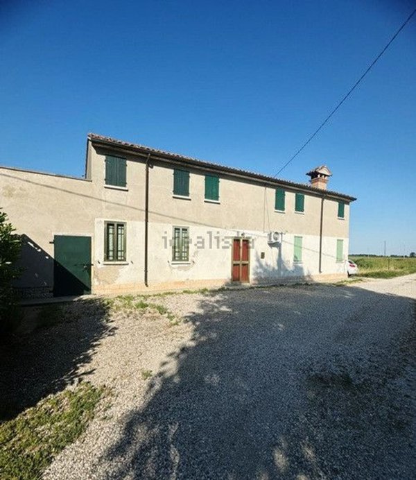 casa indipendente in vendita a Ferrara in zona San Bartolomeo in Bosco