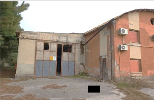 ufficio in vendita a Ferrara in zona Marrara