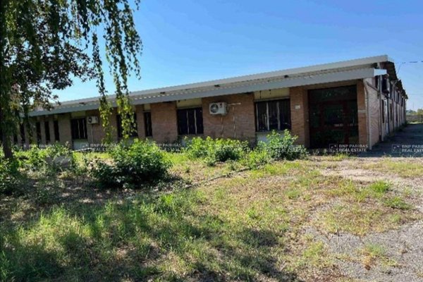 locale di sgombero in vendita a Ferrara in zona Chiesuol del Fosso