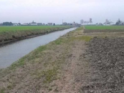 casa indipendente in vendita a Ferrara