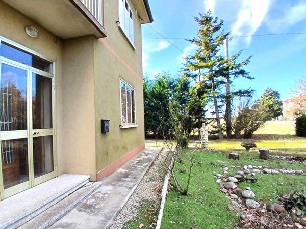 casa indipendente in vendita a Ferrara in zona San Martino