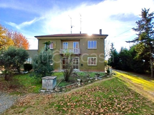 casa indipendente in vendita a Ferrara in zona Montalbano