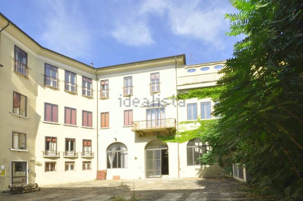 appartamento in vendita a Ferrara in zona Centro Storico