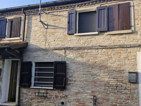 casa indipendente in vendita a Ferrara in zona Francolino
