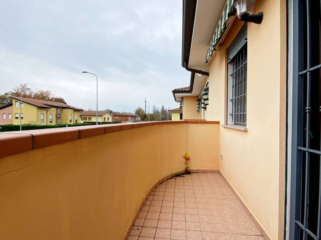 casa indipendente in vendita a Ferrara in zona Cona