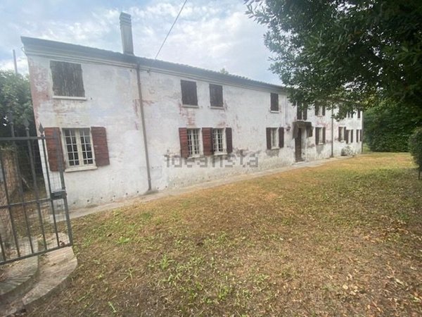 casa indipendente in vendita a Ferrara in zona Sant'Egidio / Gaibanella