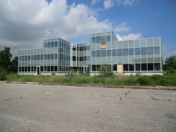 ufficio in vendita a Ferrara