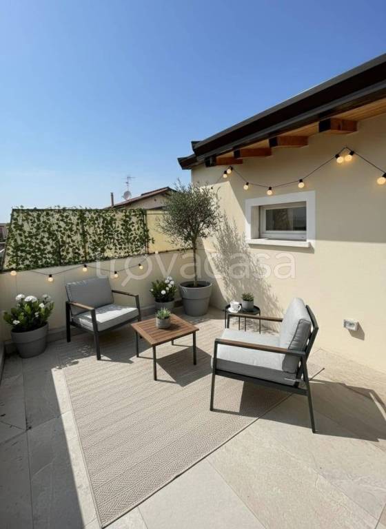 appartamento in vendita a Ferrara in zona Centro Storico