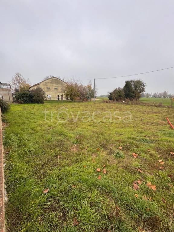terreno edificabile in vendita a Ferrara in zona Francolino