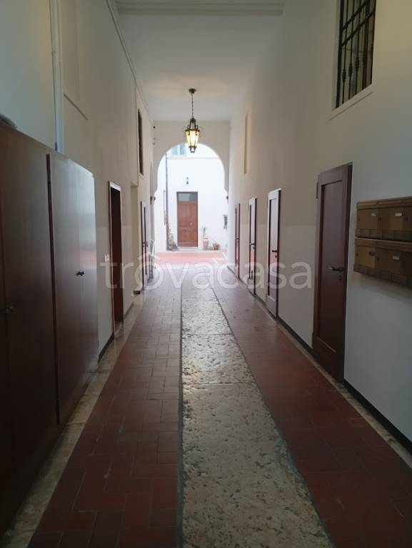 locale commerciale in vendita a Ferrara in zona Centro Storico