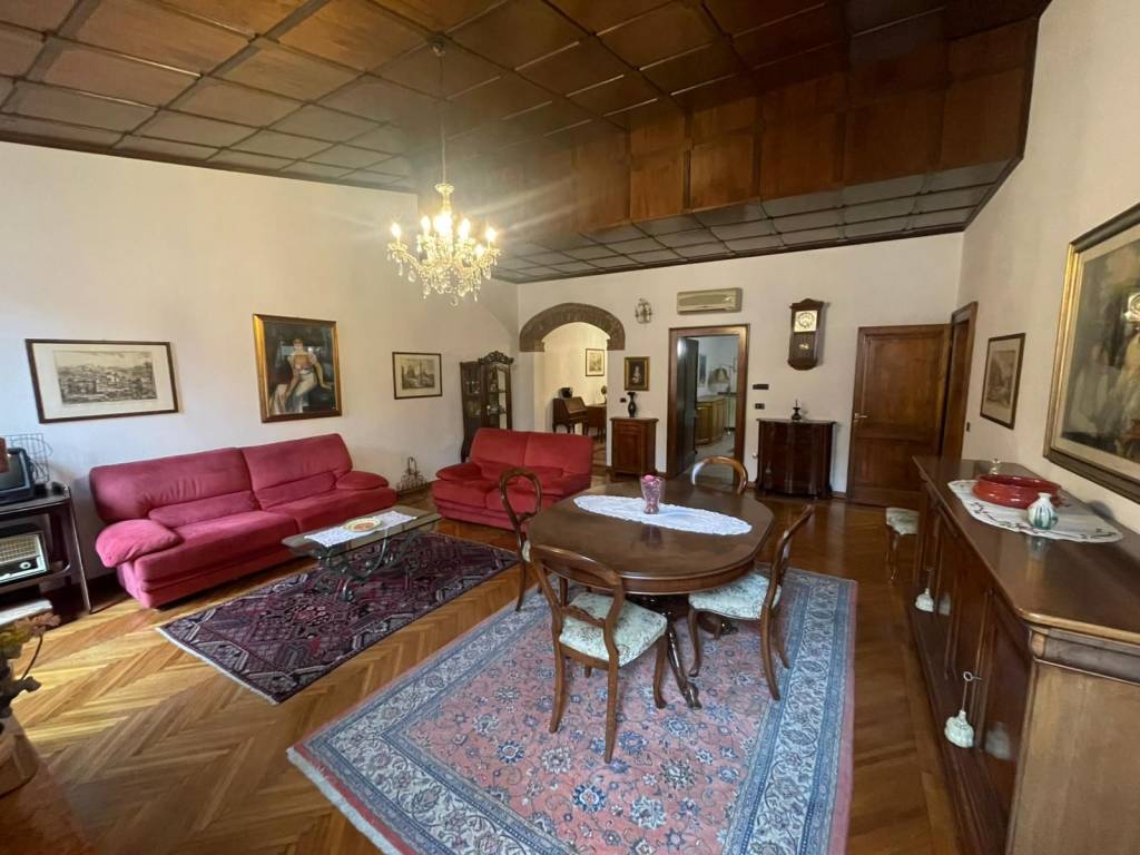 appartamento in vendita a Ferrara in zona Centro Storico