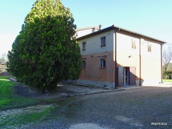 casa indipendente in vendita a Ferrara in zona Marrara