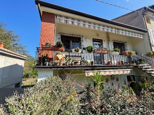 casa indipendente in vendita a Ferrara in zona Marrara