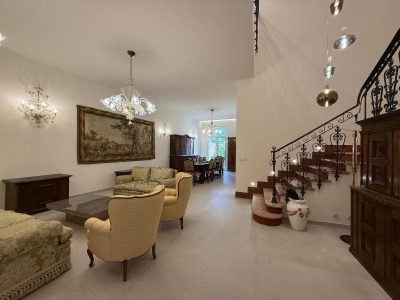 casa indipendente in vendita a Ferrara in zona Centro Storico