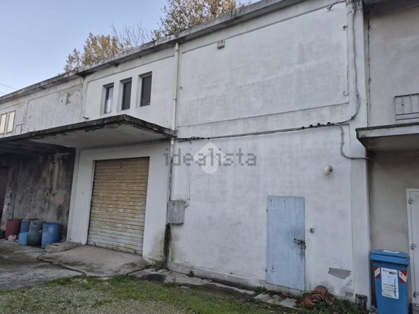 ufficio in vendita a Ferrara