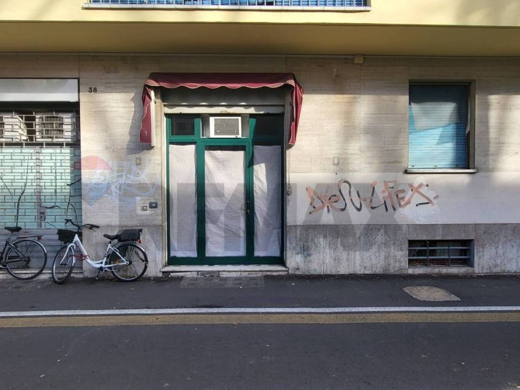 negozio in vendita a Ferrara