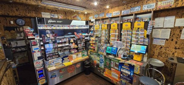 negozio in vendita a Ferrara