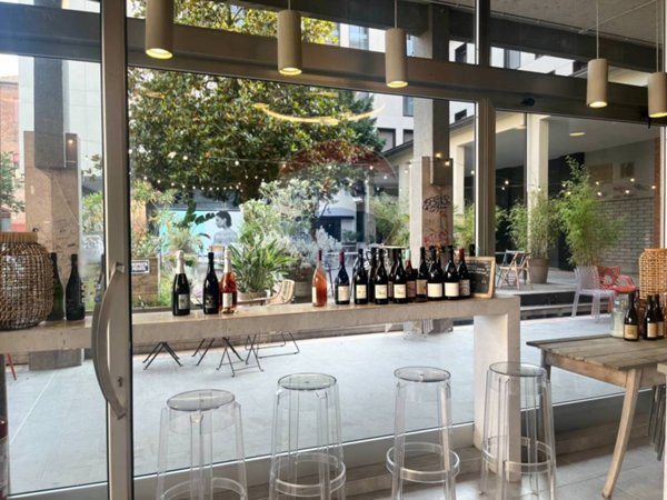 negozio in vendita a Ferrara in zona Centro Storico