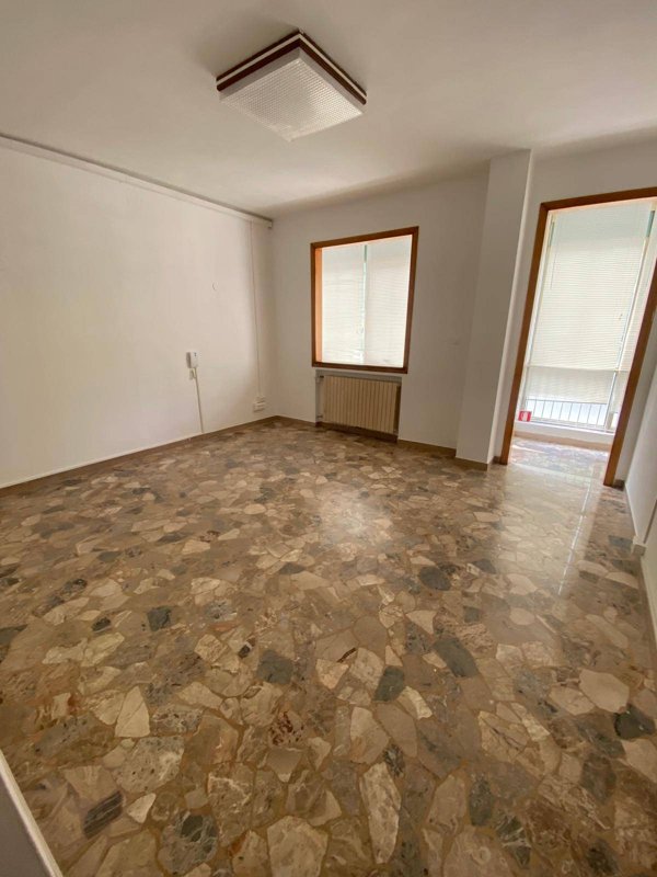 appartamento in vendita a Ferrara in zona Centro Storico