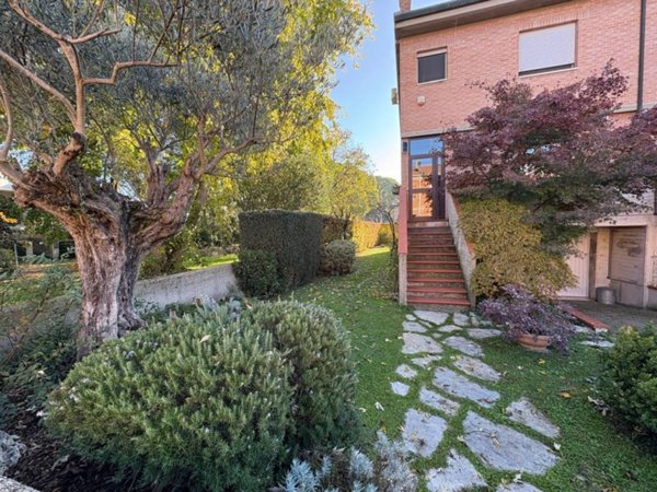 casa indipendente in vendita a Ferrara in zona Pontelagoscuro