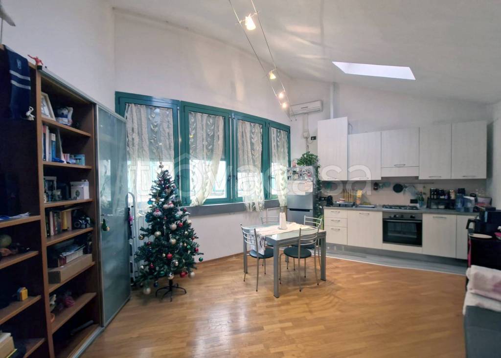 appartamento in vendita a Ferrara in zona Centro Storico