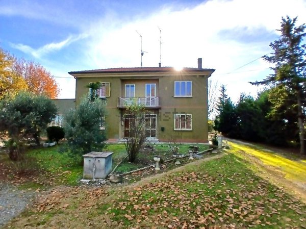 casa indipendente in vendita a Ferrara in zona Montalbano