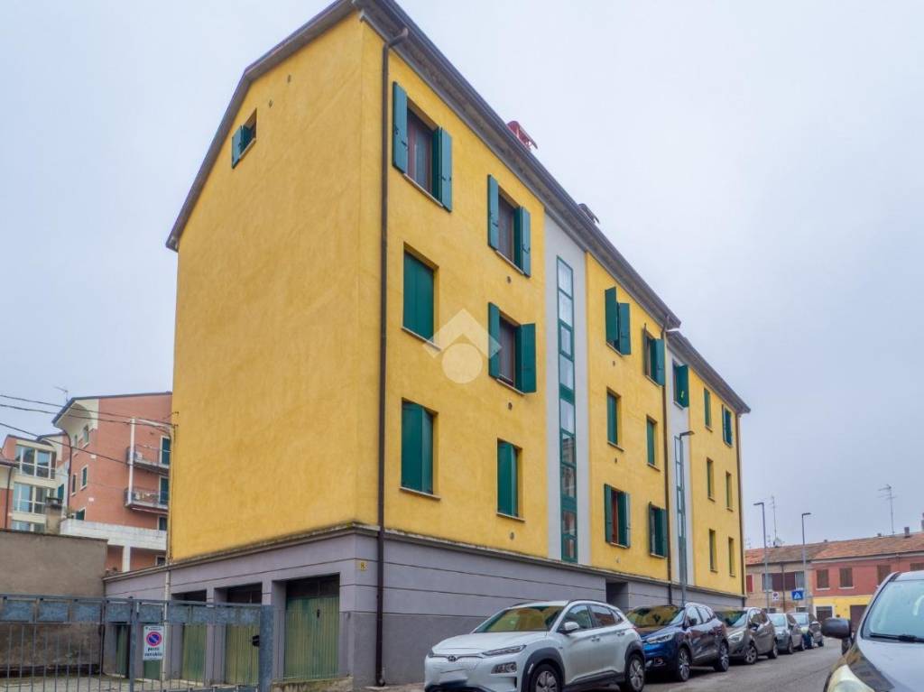 appartamento in vendita a Ferrara in zona Centro Storico