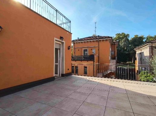 casa indipendente in vendita a Ferrara